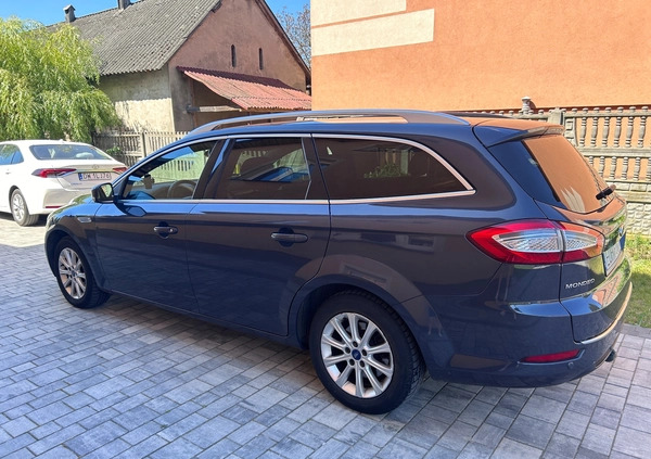 Ford Mondeo cena 17900 przebieg: 357000, rok produkcji 2011 z Zawichost małe 121